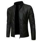 Chamarra de piel rockera para hombre Slim Fit estilo motociclista vista lateral