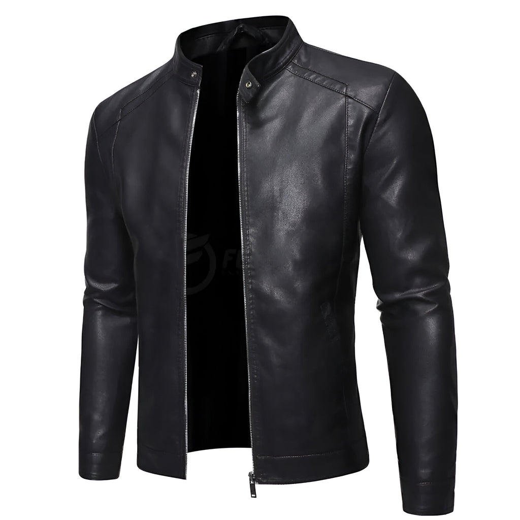 Chamarra de piel rockera para hombre estilo biker con cuello alto vista lateral